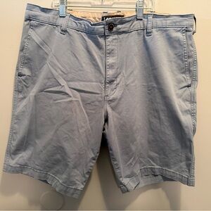 Lee Men's Light Blue Flat Front Shorts Size 38